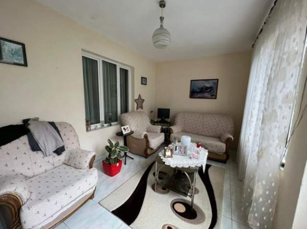 Elbasan, shitet shtepi Kati 0, 220 m² 80000 Euro