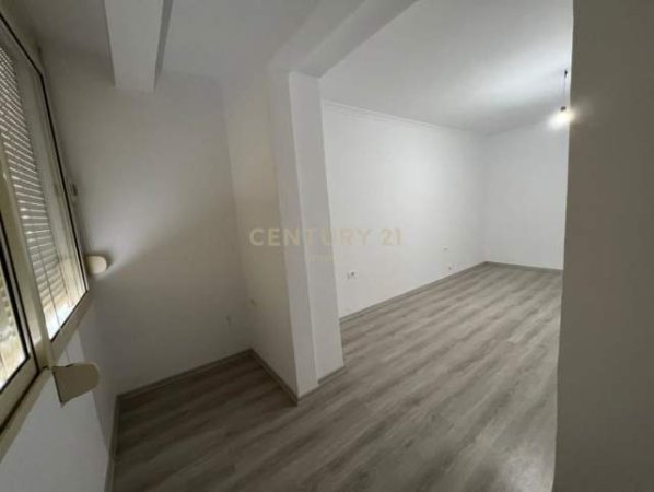 Tirane, jap me qera apartament 2+1 Kati 0, 63 m² 600 Euro (Myslym Shyr)