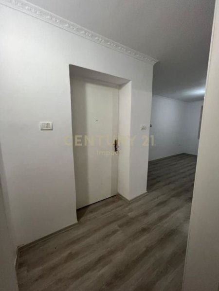 Tirane, jap me qera apartament 2+1 Kati 0, 63 m² 600 Euro (Myslym Shyr)