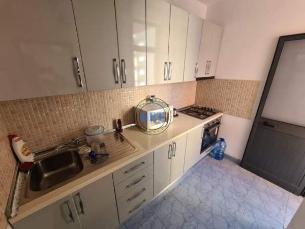 Durres, jepet me qera apartament 1+1+BLK Kati 4, 67 m² 300 Euro (Shkolla "Eftali Koci",Durres)