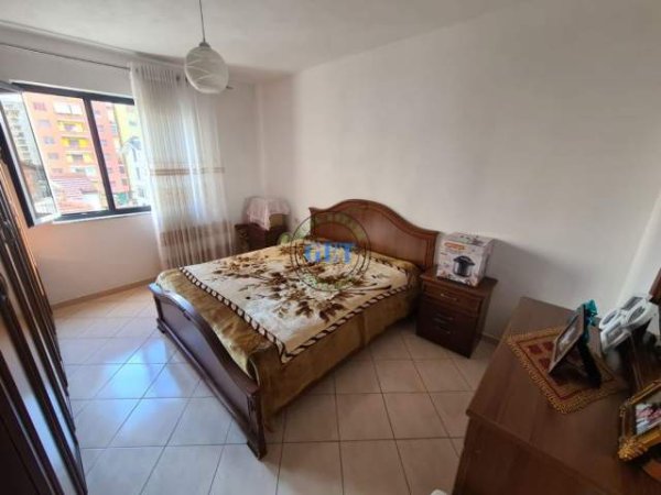 Durres, jepet me qera apartament 1+1+BLK Kati 4, 67 m² 300 Euro (Shkolla "Eftali Koci",Durres)