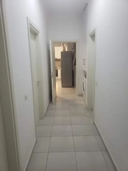 Tirane, shes apartament 2+1 Kati 1, 110 m² 200.000 Euro (ali demi)