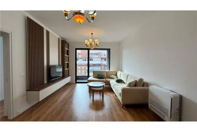 Tirane, jepet me qera apartament 2+1+A Kati 5, 115 m² 1.200 Euro (kompleksi olimpik)