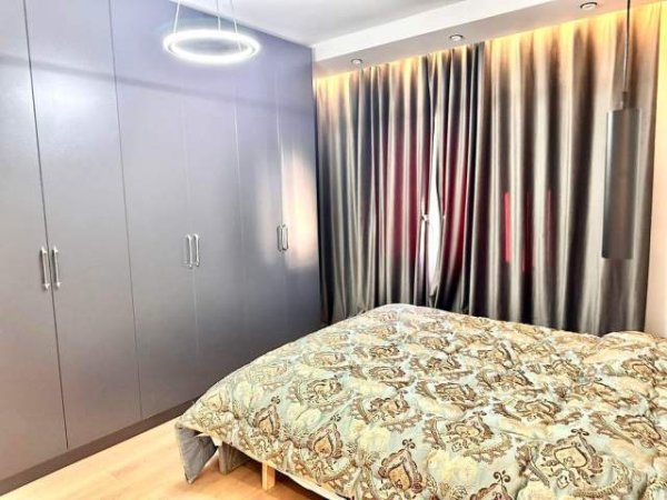 Tirane, shitet apartament 1+1+A+BLK Kati 5, 70 m² Euro (Myslym Shyri, Kinema Dajti)