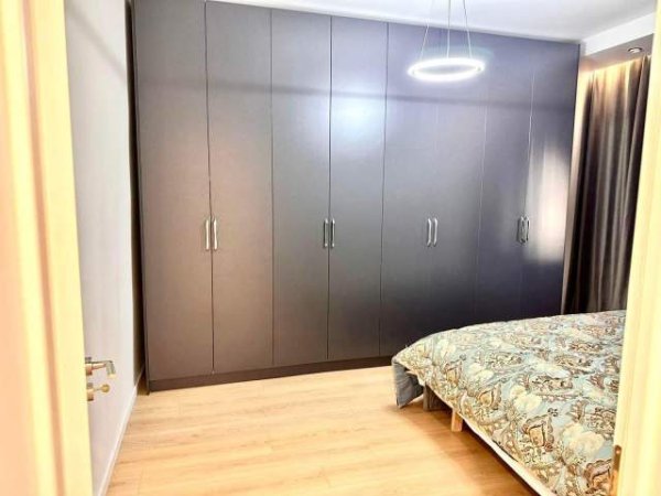 Tirane, shitet apartament 1+1+A+BLK Kati 5, 70 m² Euro (Myslym Shyri, Kinema Dajti)