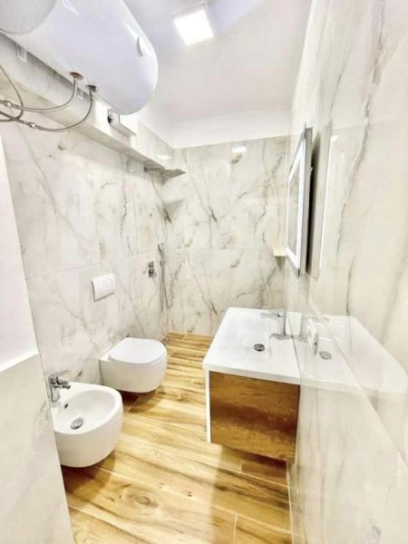 Tirane, shitet apartament 1+1+A+BLK 62 m² 138.000 Euro (Rruga e Elbasanit, prane Park Gate)