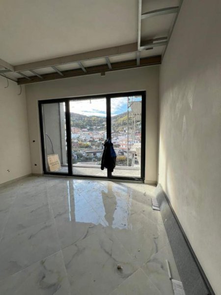 Tirane, shitet apartament 2+1+A+BLK Kati 4, 101 m² 134.000 Euro (Perball Spitali Amerikan 3 tek Aku)
