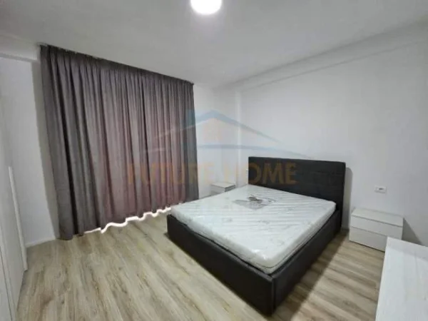 Tirane, jap me qera apartament 2+1 Kati 1, 120 m² 550 Euro (Rruga Teodor Keko)