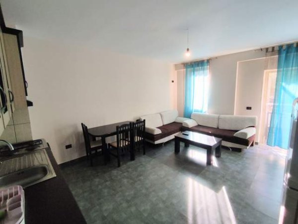 Tirane, shes apartament 1+1 Kati 2, 67 m² 77.000 Euro (fresk)