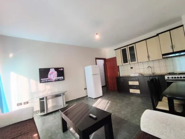 Tirane, shes apartament 1+1 Kati 2, 67 m² 77.000 Euro (fresk)