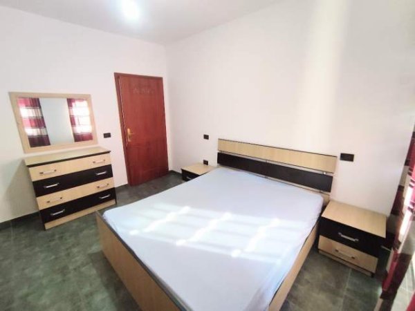 Tirane, shes apartament 1+1 Kati 2, 67 m² 77.000 Euro (fresk)