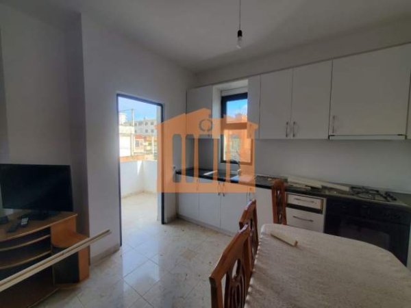 Durres, jepet me qera apartament 2+1+A+BLK Kati 2, 95 m² 300 Euro