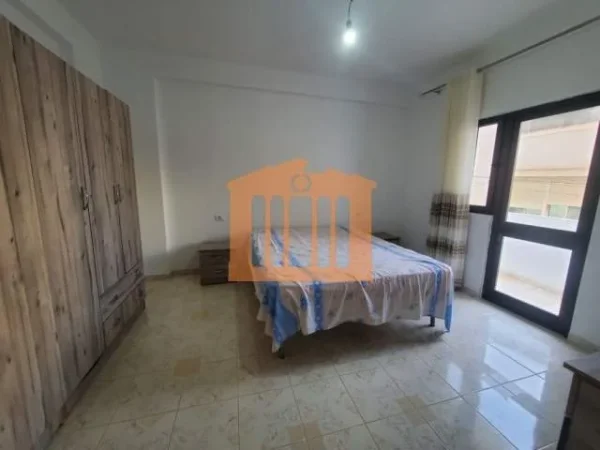 Durres, jepet me qera apartament 2+1+A+BLK Kati 2, 95 m² 300 Euro