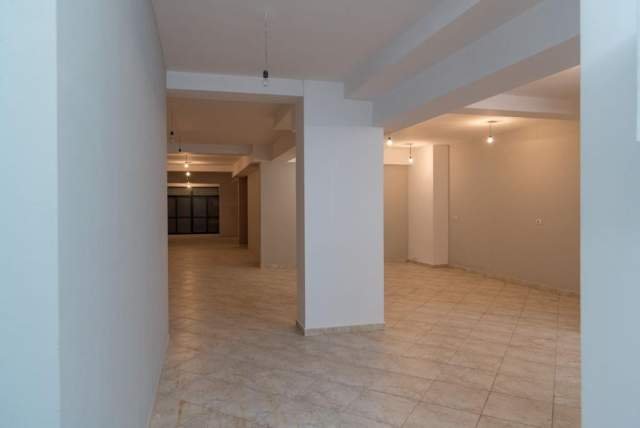 Tirane, shes ambjent biznesi Kati -1, 202 m² 169.000 Euro (frederik shiroka)