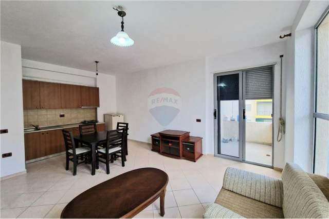 Shqiperi, shes apartament 1+1+BLK Kati 5, 77 m² 94.500 Euro (Vlore)