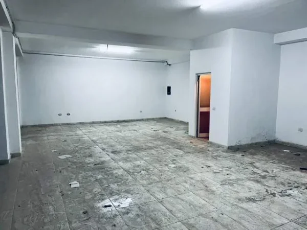Tirane, ofert 98 m² 800 Euro