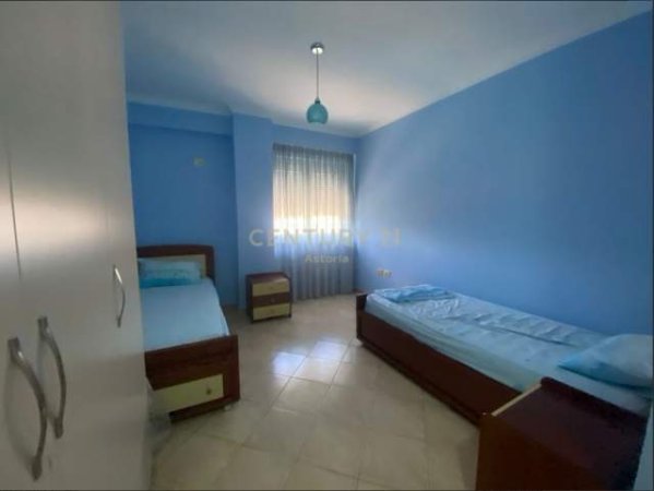 Tirane, jepet me qera apartament 2+1 Kati 3, 100 m² 550 Euro (Rruga Jordan Misja Tirana, Albania)