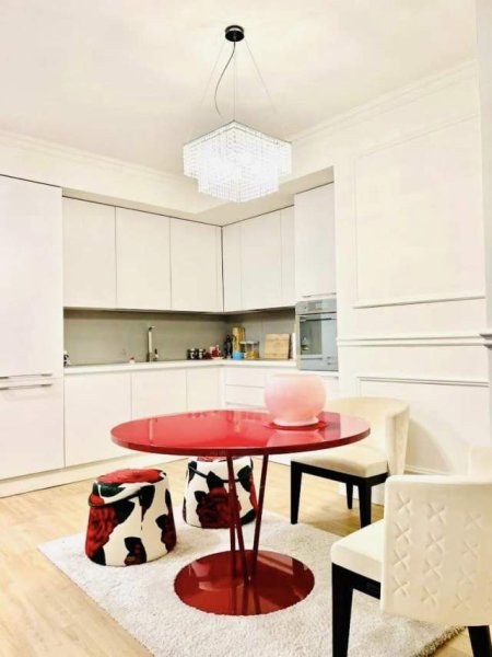 Tirane, shitet apartament 2+1+A+BLK 90 m² 260.000 Euro (MYSLYM SHYRI, ALB TELECOM SHESIM)