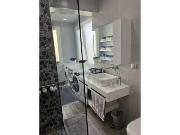 Tirane, jepet me qera apartament 120 m² 2.000 Euro (aer albania)