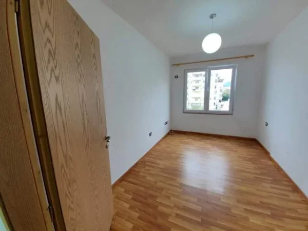 Tirane, shitet apartament 2+1+BLK Kati 3, 90 m² 81.000 Euro (muhamed deliu)