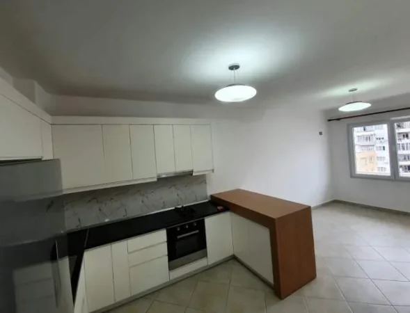 Tirane, shitet apartament 2+1+BLK Kati 3, 90 m² 81.000 Euro (rruga dalip topi)