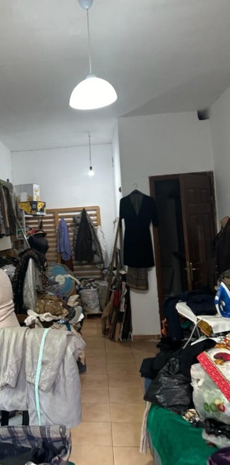 Tirane, shitet ambjent biznesi Kati 0, 26 m² 26.000 Euro (Rruga Bilal Golemi)