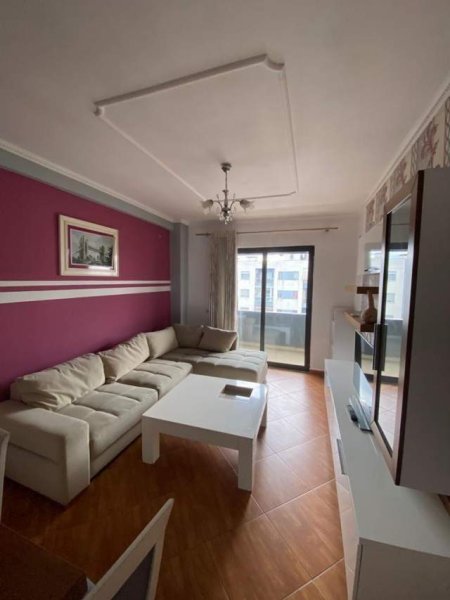 Tirane, shitet apartament 2+1 Kati 8, 100 m² 130.000 Euro (Astir)