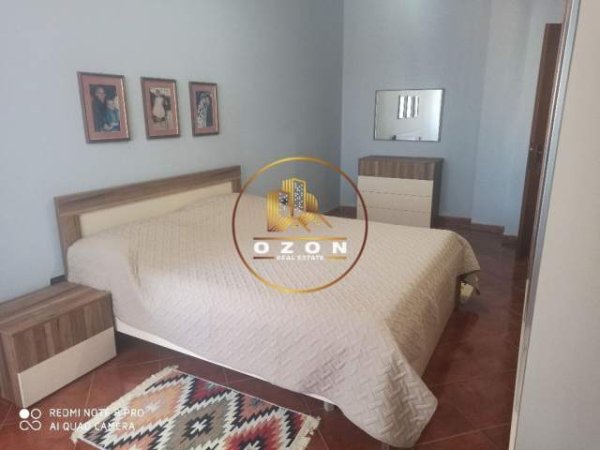 Tirane, shitet apartament 2+1 Kati 8, 115 m² 200.000 Euro (Rruga Fortuzi)