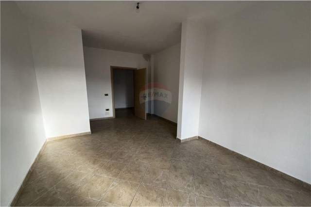 Vlore, shes Penthouse 3+1+BLK 240 m² 130.000 Euro (Vlore)