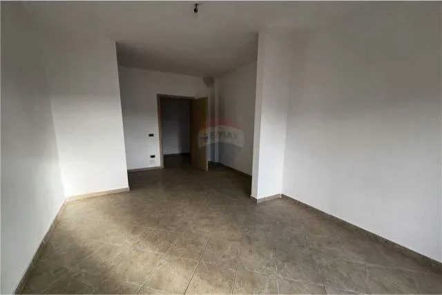 Vlore, shes Penthouse 3+1+BLK 240 m² 130.000 Euro (Vlore)