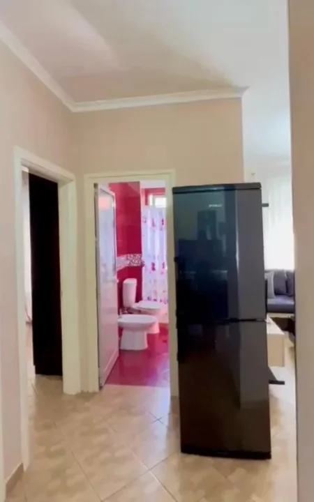 Tirane, jepet me qera apartament 2+1 Kati 2, 90 m² 35.000 Leke (Rruga Muhamet Deliu , Tirana)