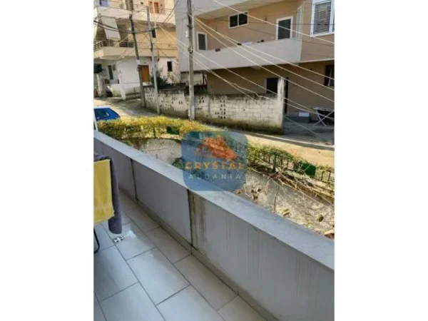 Tirane, jepet me qera apartament 1+1 Kati 2, 24.000 Leke