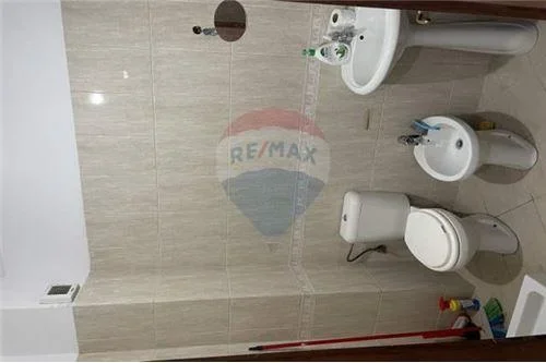 Tirane, jepet me qera apartament 2+1 Kati 4, 85 m² 400 Euro (Astir)