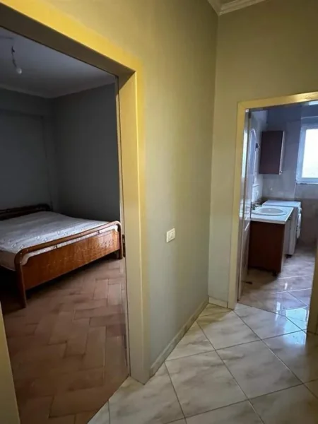 Tirane, jepet me qera apartament 2+1+BLK Kati 2, 90 m² 35.000 Leke (kodra e priftit)