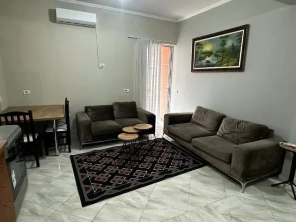 Tirane, jepet me qera apartament 2+1+BLK Kati 2, 90 m² 35.000 Leke (kodra e priftit)