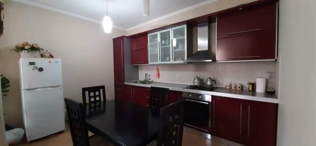 Tirane, jepet me qera 2+1+BLK Kati 6, 87 m² 45.000 Leke