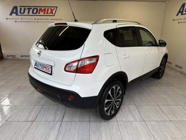 Tirane, shes xhip Nissan QASHQAI Viti 2012, 10.900 Euro