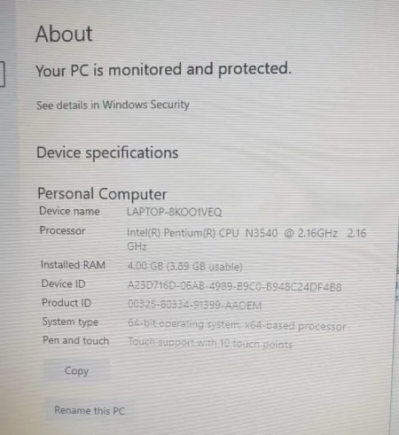 Tirane, shes Laptop Toshiba Satellite 10.000 Leke