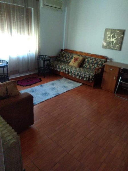 Tirane, jepet me qera apartament 2+1 Kati 4, 91 m² 550 Euro (SHKOLLA E BALETIT)