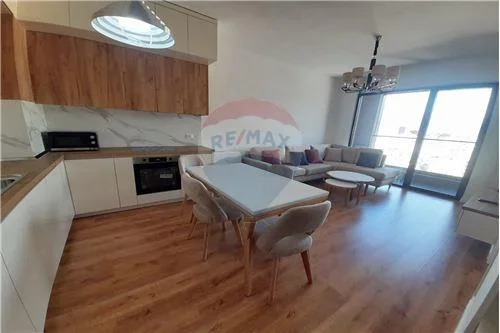 Tirane, jepet me qera apartament 1+1 Kati 4, 60 m² 800 Euro (Parku olimpik)