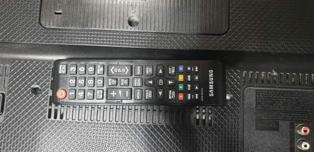 Tirane, shes Flat TV 10.000 Leke