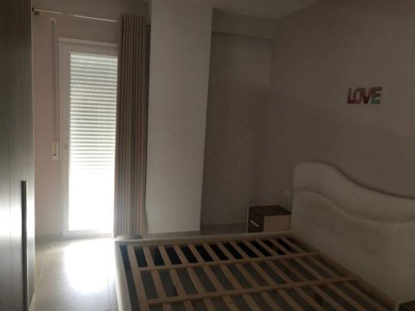 Tirane, shitet apartament 2+1+BLK Kati 4, 75 m² 170.000 Euro (Pazari i Ri)