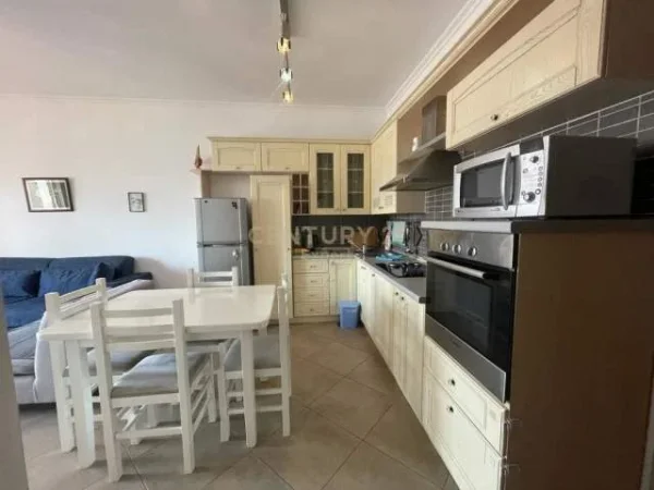 Tirane, jepet me qera apartament 2+1+BLK Kati 1, 102 m² 600 Euro (Don Bosko)