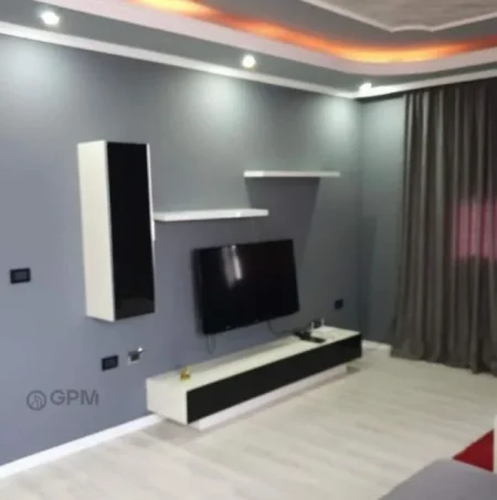 Tirane, shes apartament 1+1 72 m² 140.000 Euro tek Komuna e Parisit