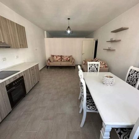 Durres, shitet apartament Kati 7, 80 m² 88.000 Euro (HOTEL ROYAL)