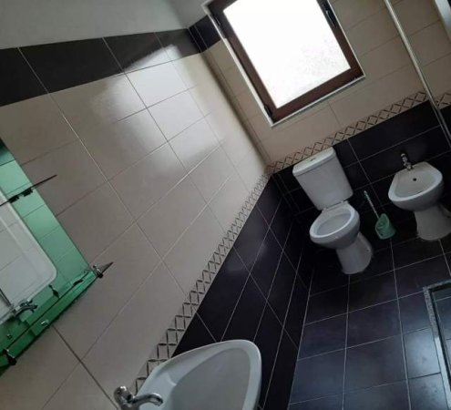 Tirane, jepet me qera apartament 1+1+BLK Kati 2, 75 m² 300 Euro (Qyteti Studenti)