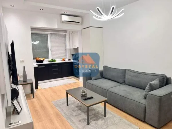 Tirane, shitet apartament 1+1+A Kati 5, 68 m² 120.000 Euro (Myslym Shyri)