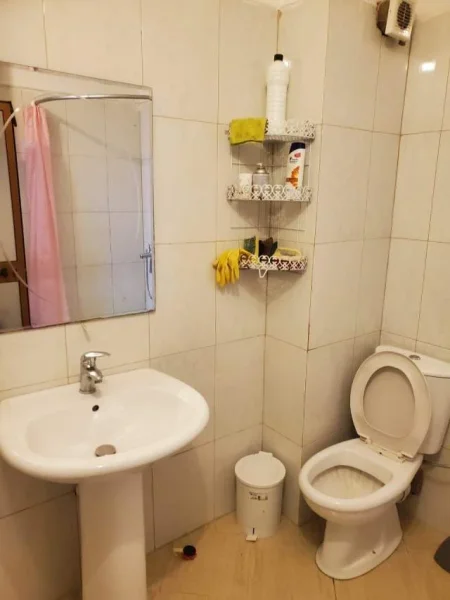 Tirane, jepet me qera apartament 3+1+BLK Kati 2, 120 m² 400 Euro (kodra e diellit , prane rezidences)