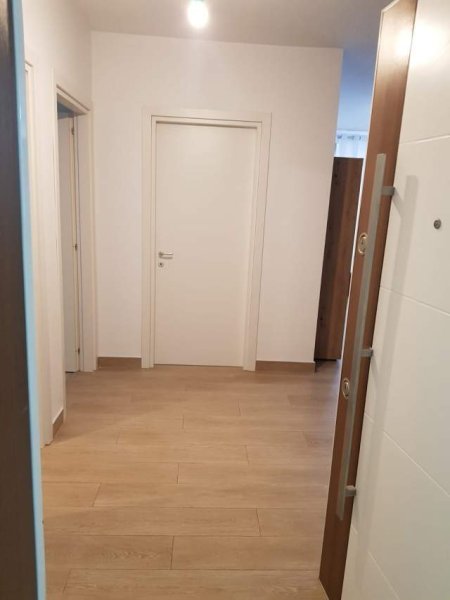 Tirane, jepet me qera apartament 1+1+BLK Kati 6, 80 m² 420 Euro (fusha e aviacionit kompleksi turdiu)