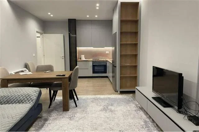 Tirane, jepet me qera apartament 1+1 Kati 2, 68 m² 420 Euro (Tregu elektrik)